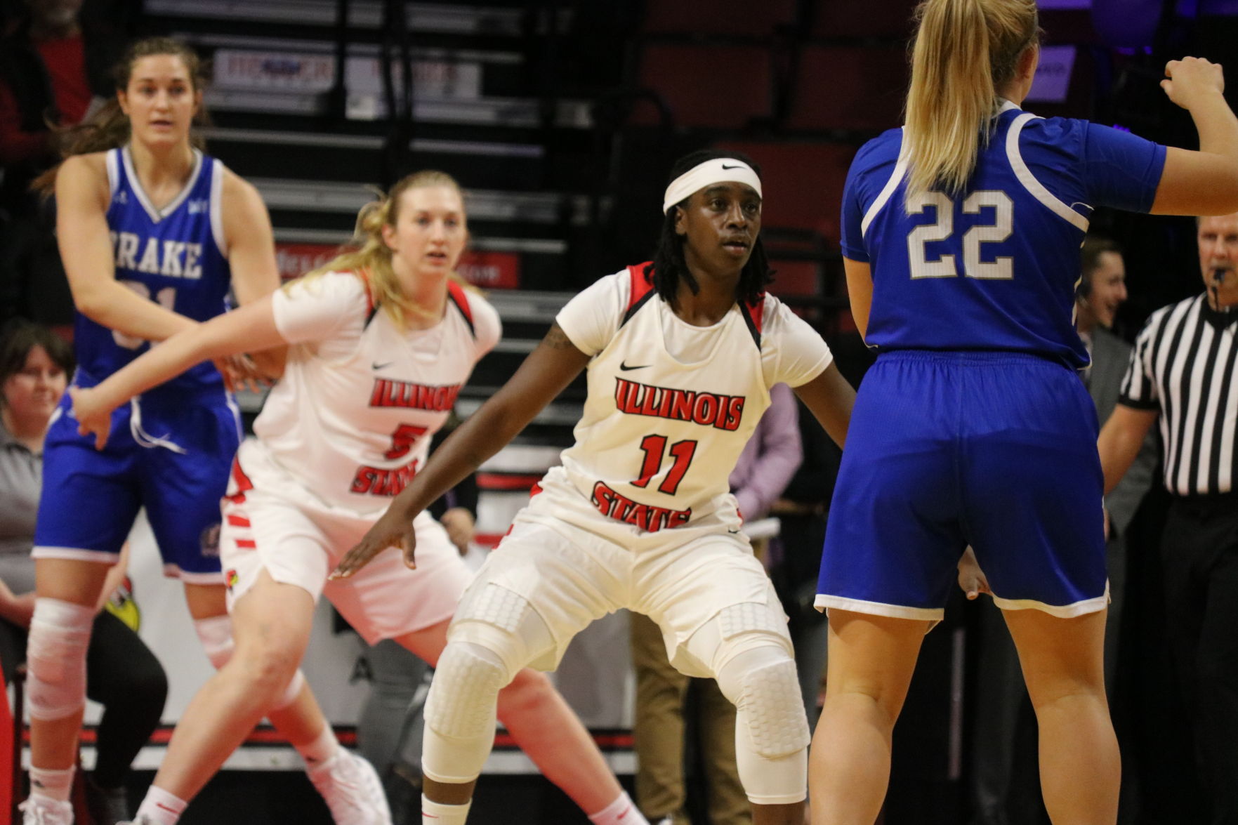 women's basketball vs drake_Maggett